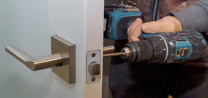 Broken Door Handle Lock Repair in Folsom, California